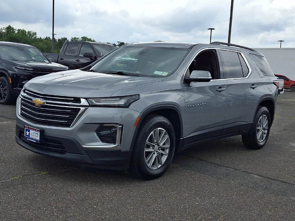 Used 2023 Sterling Gray Metallic Chevrolet LT Leather image 6