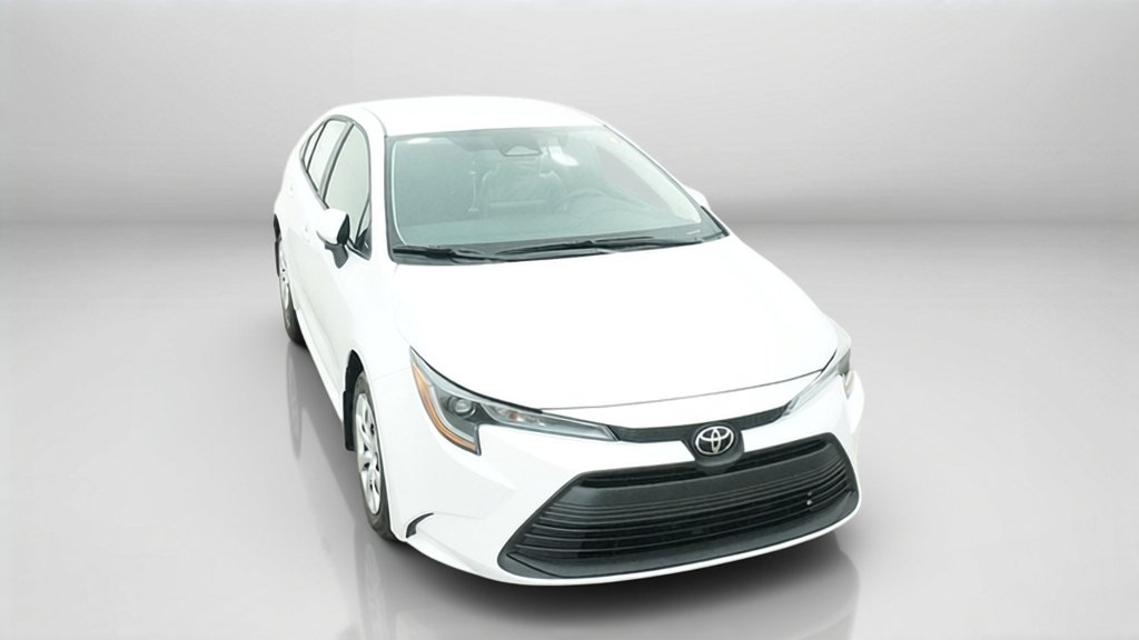 New 2027 Wind Chill Pearl Toyota LE image 4