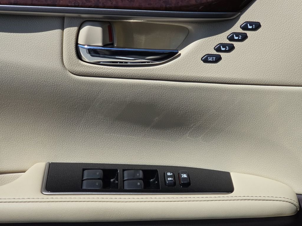 Used 2017 Silver Lexus 350 image 30