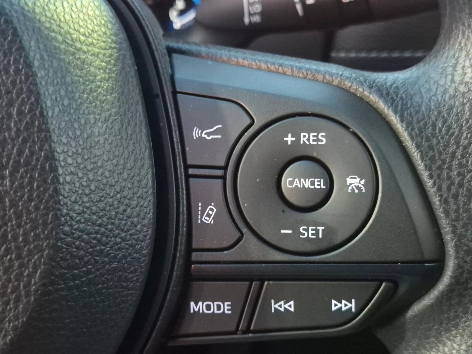 Used 2025 Gray Toyota Hybrid XLE image 13