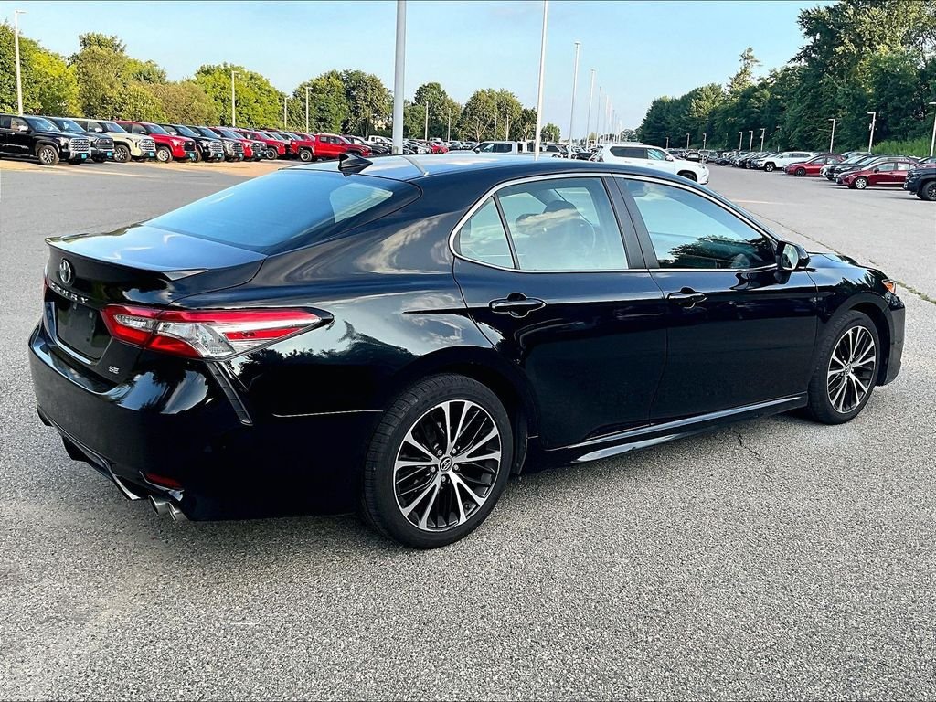 Used 2019 Black Toyota SE image 6