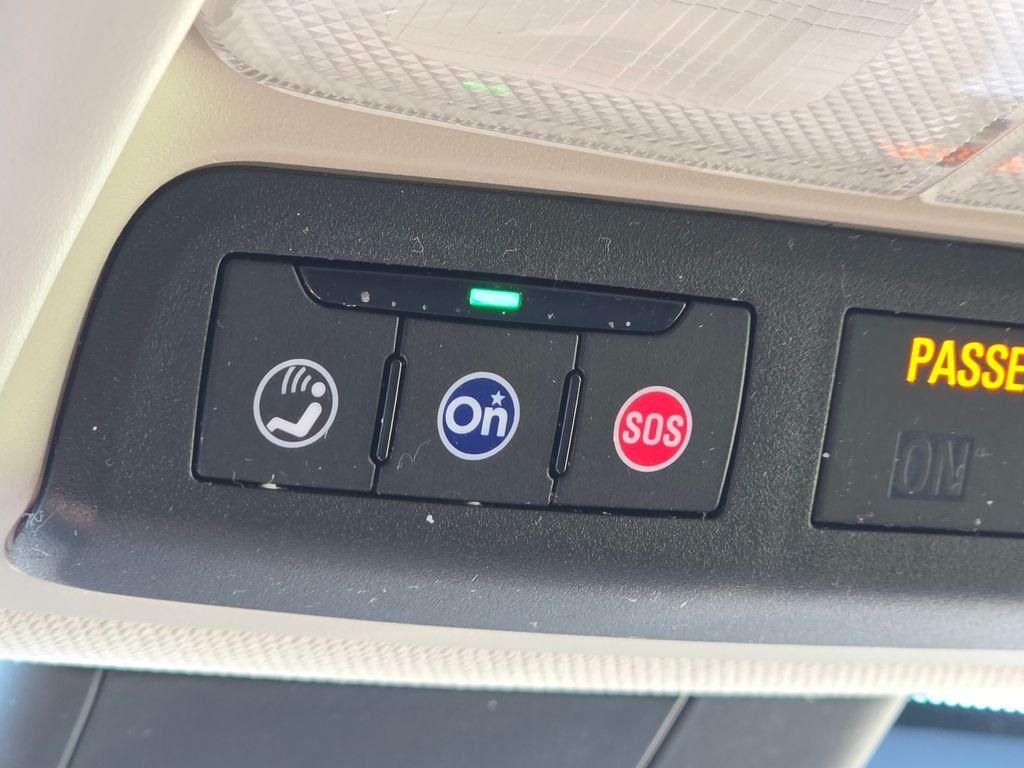 Used 2020 Black Buick Select image 10