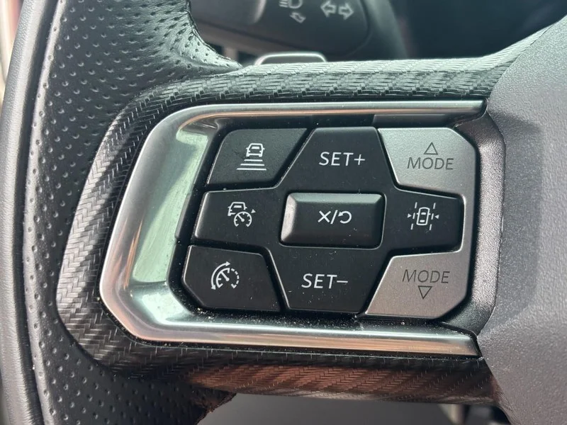 Used 2025 White Ford GT Premium image 19