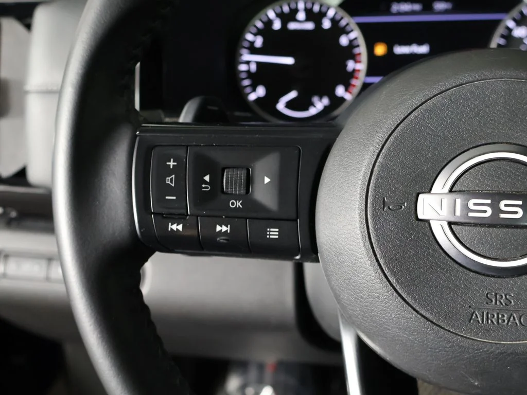 Used 2024 Blue Nissan SV image 38