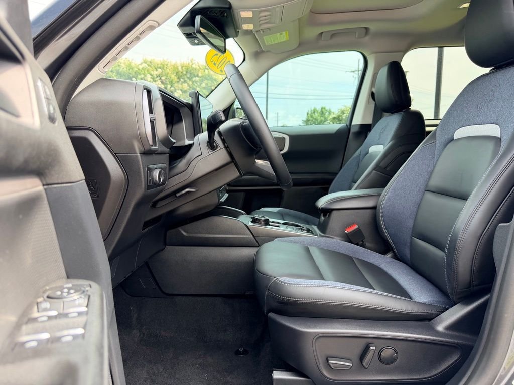 Used 2025 Gray Ford Outer Banks image 22
