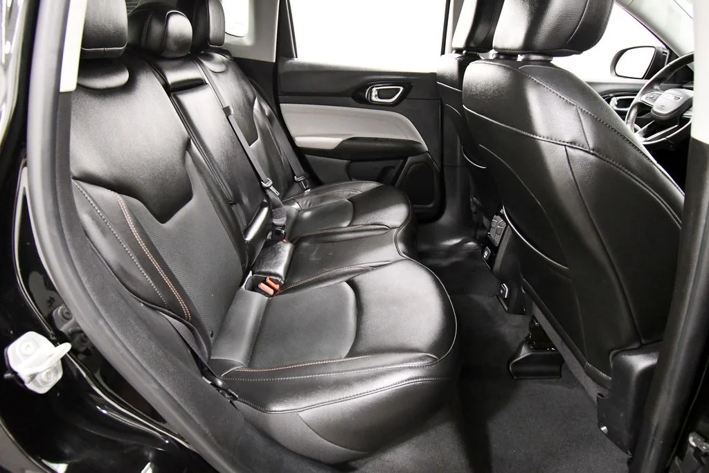 Used 2022 Black Jeep Limited image 17