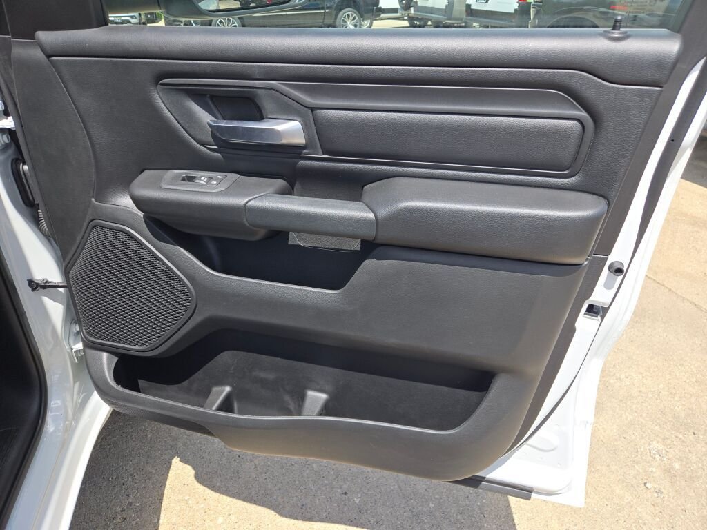 New 2026 Bright White Clearcoat RAM Tradesman image 6