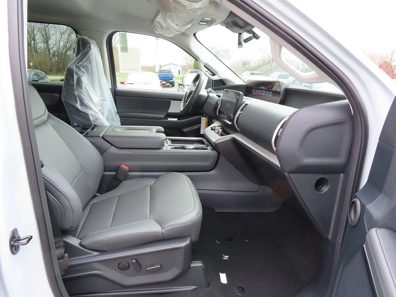 New 2026 Space Silver Metallic Ford Active image 9