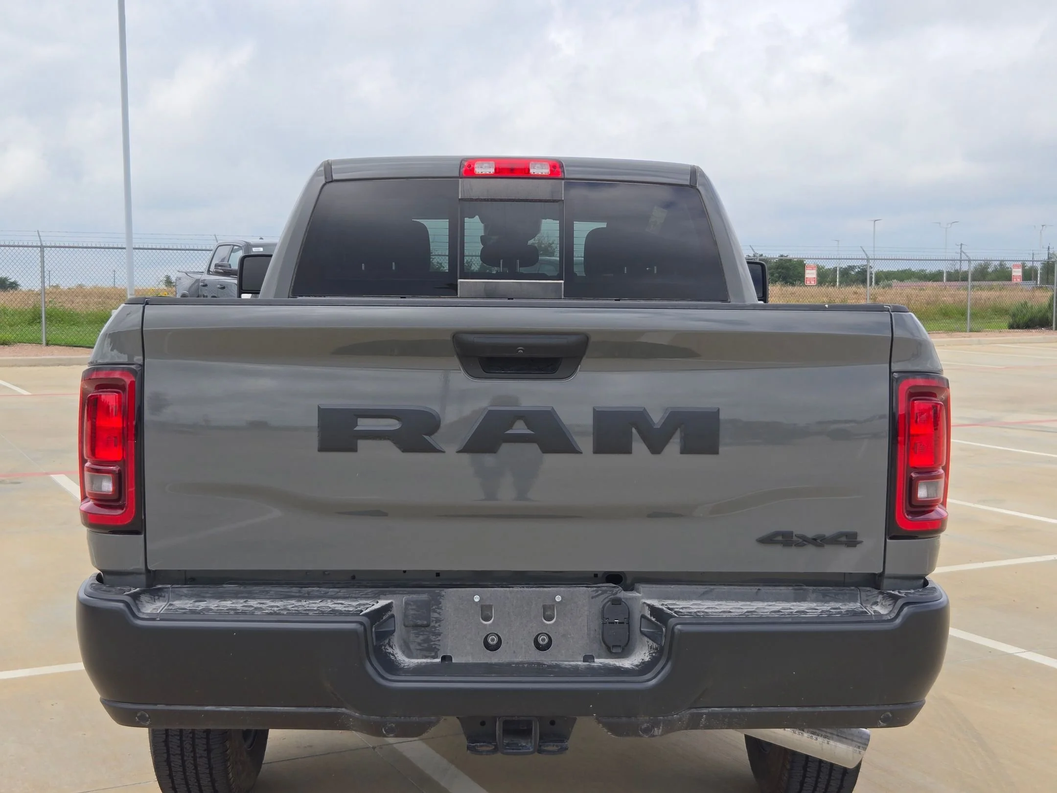 New 2026 Ceramic Gray Clear-Coat Exterior Paint RAM Tradesman image 4