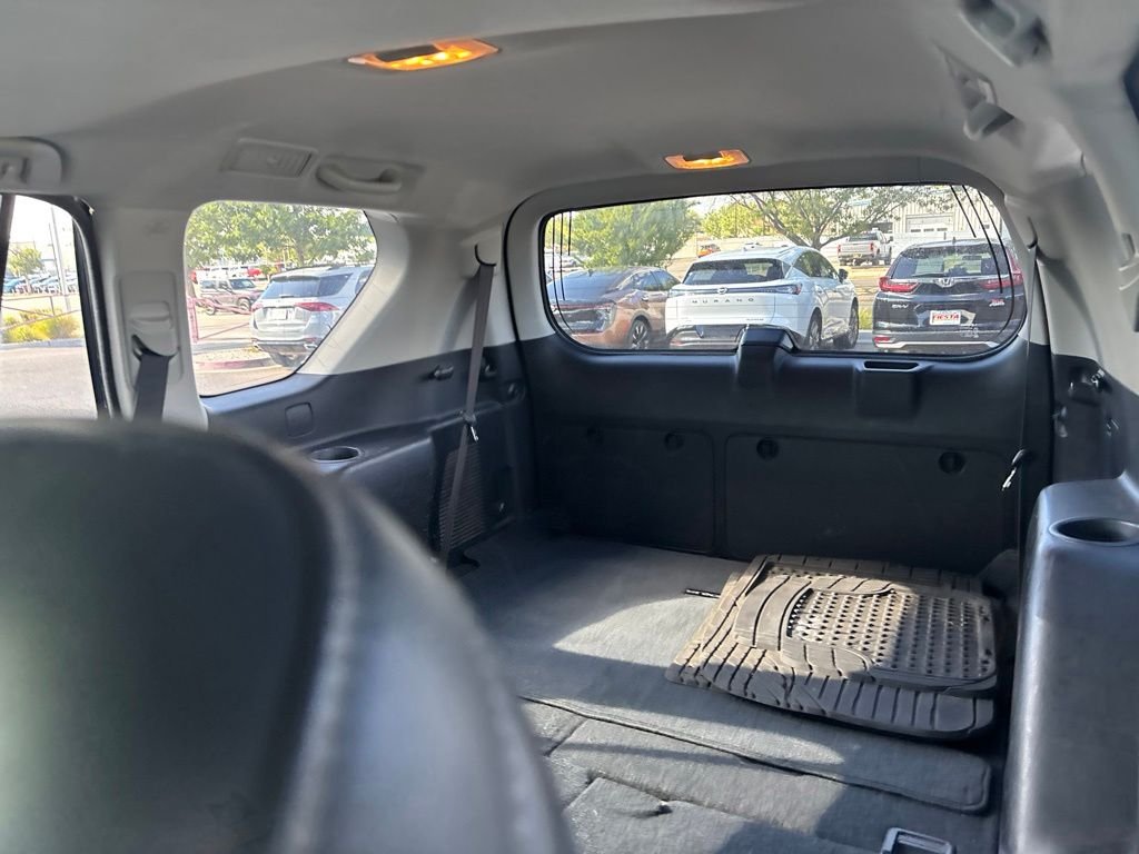 Used 2014 Black Lexus 460 image 28
