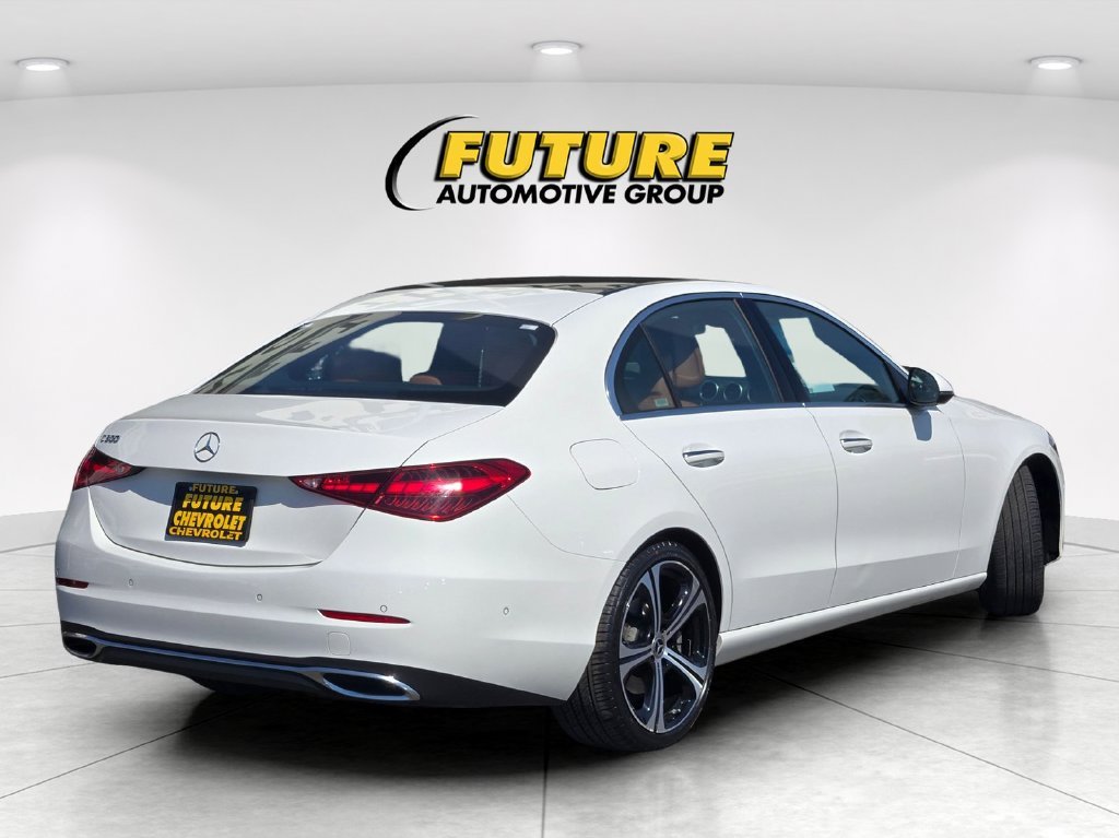 Used 2025  Mercedes-Benz C 300 image 4