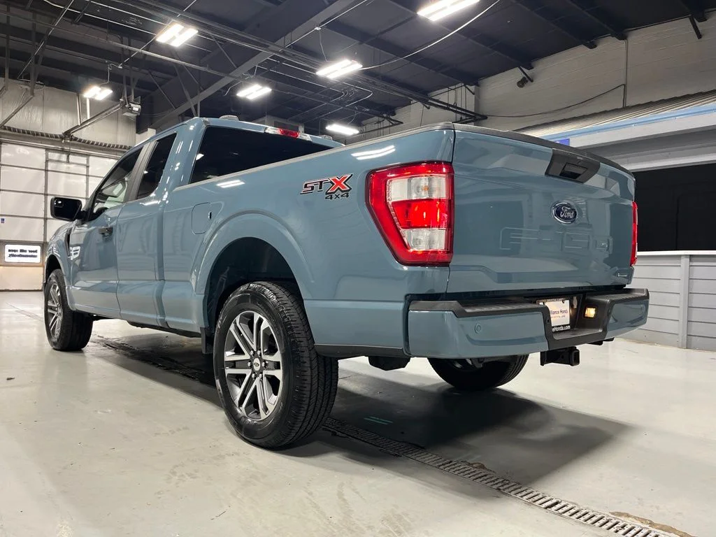 Used 2023 Blue Ford XL image 5