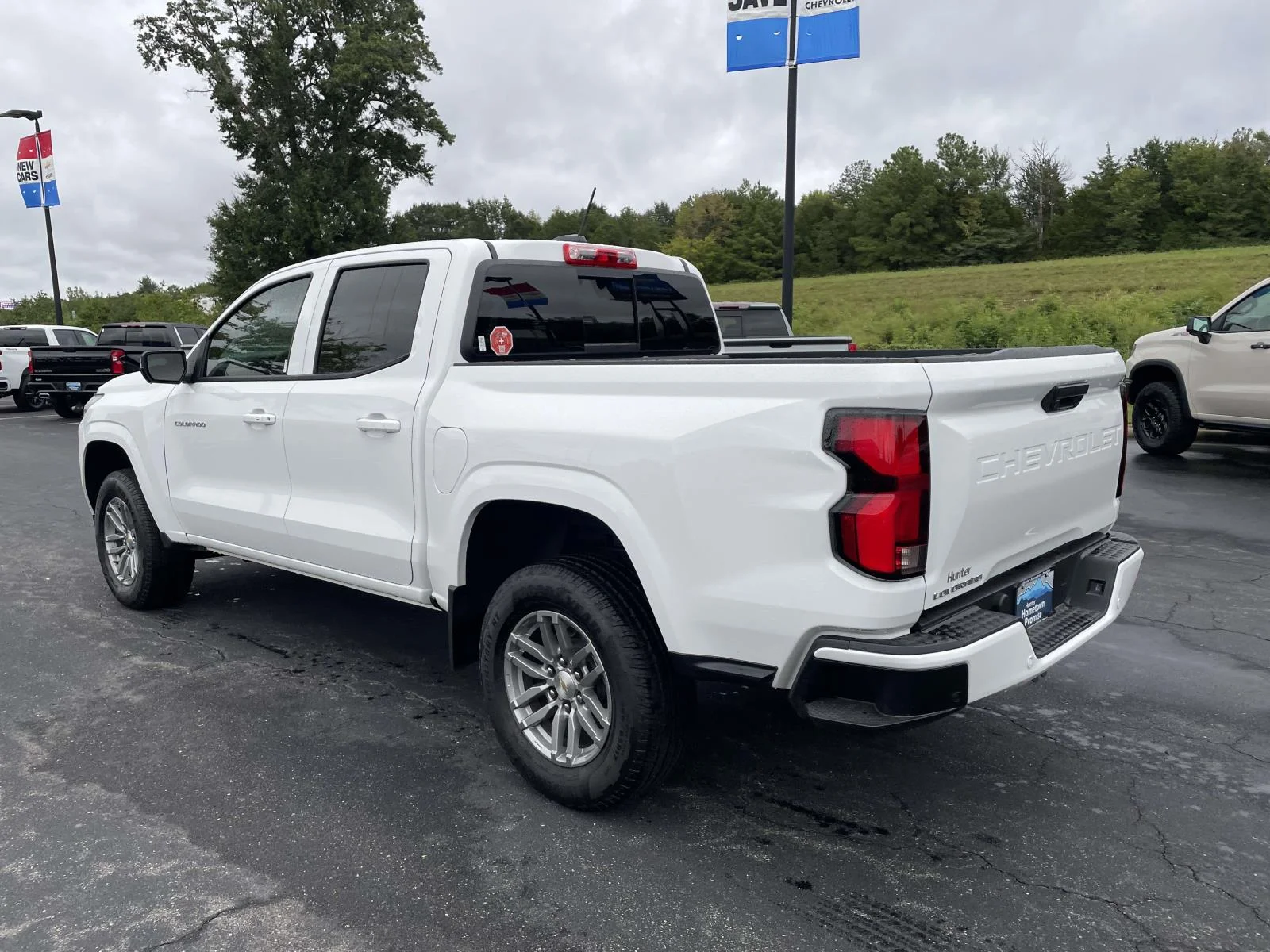New 2026 Summit White Chevrolet LT image 4