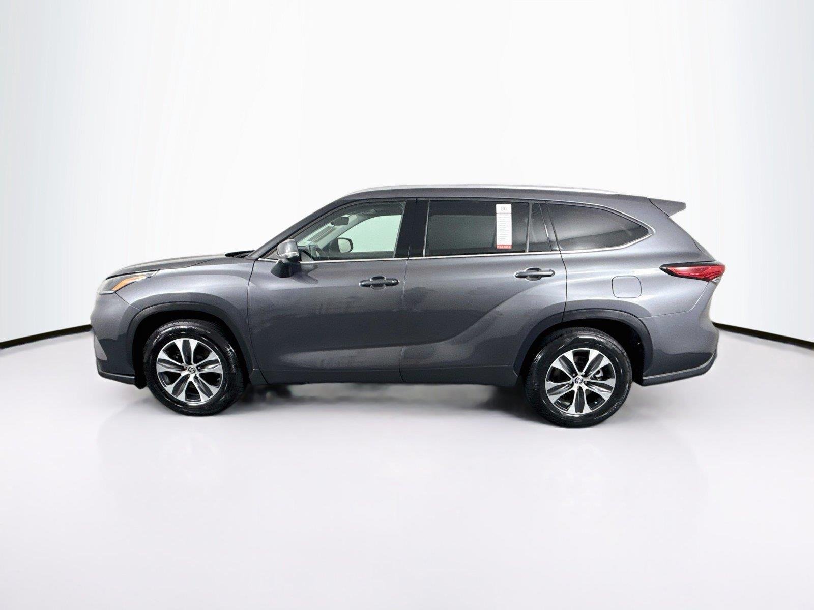 Certified Used 2021 Magnetic Gray Metallic Toyota XLE image 13