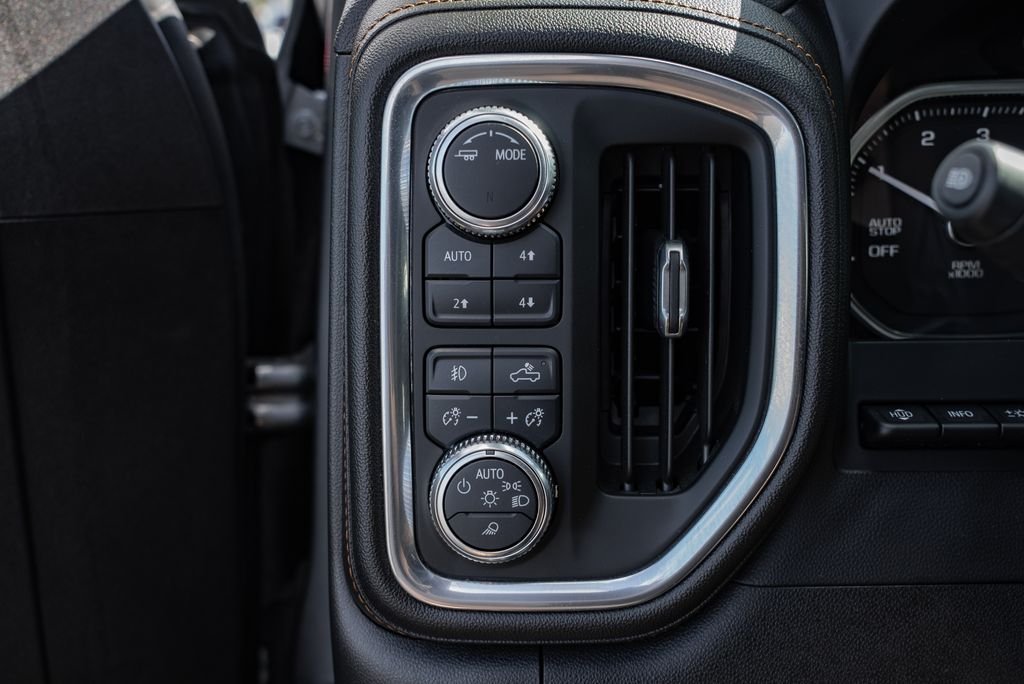 Used 2021 Satin Steel Metallic GMC AT4 image 22