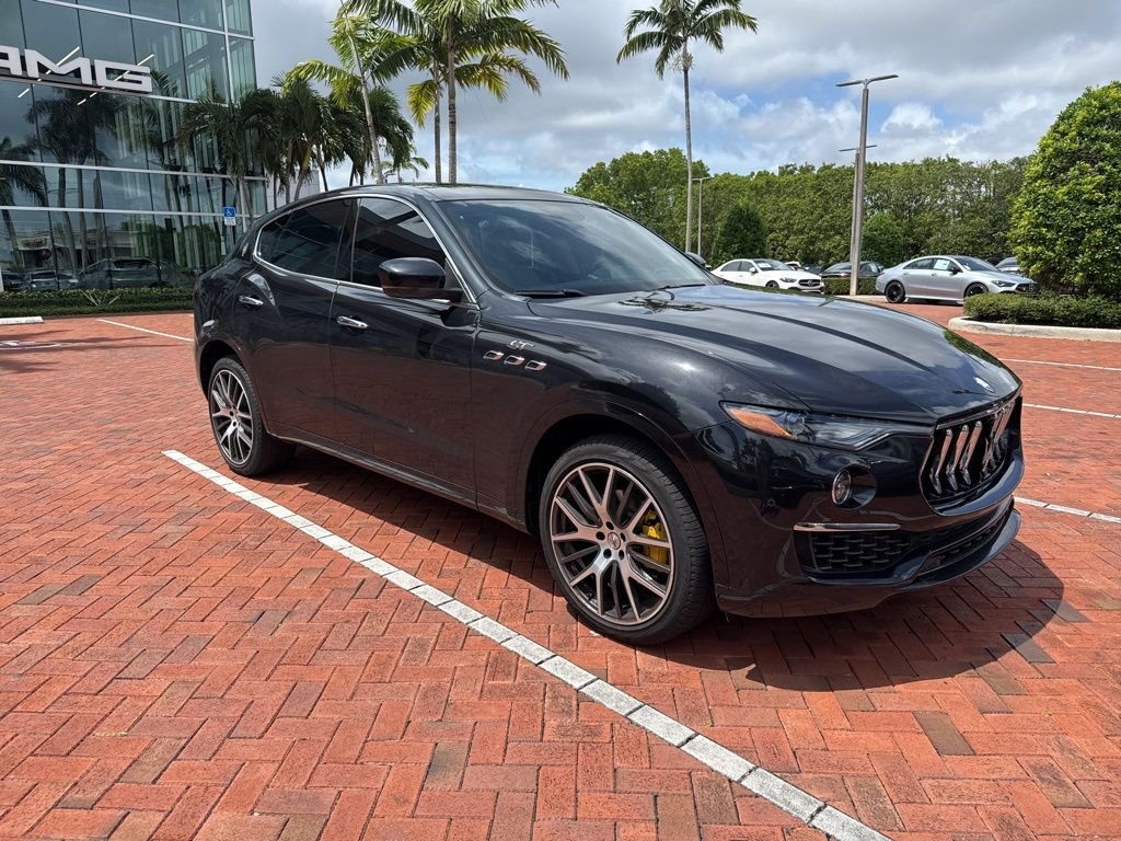 2022 Maserati Levante GT's photo