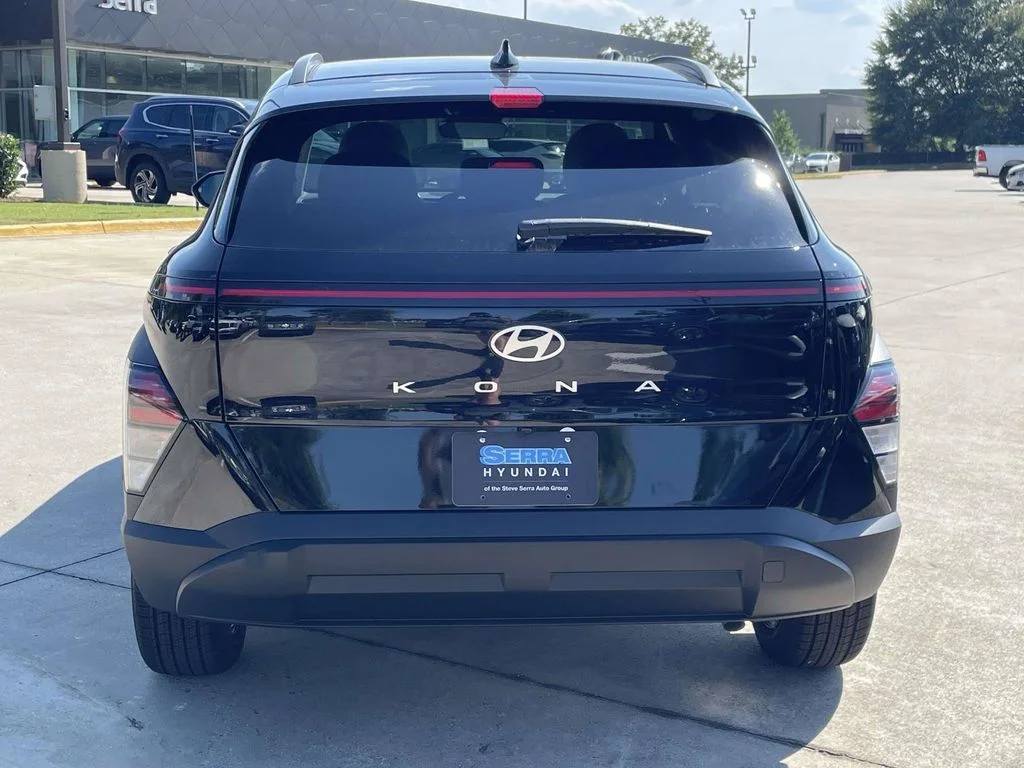 New 2027 Black Hyundai SEL Sport image 4
