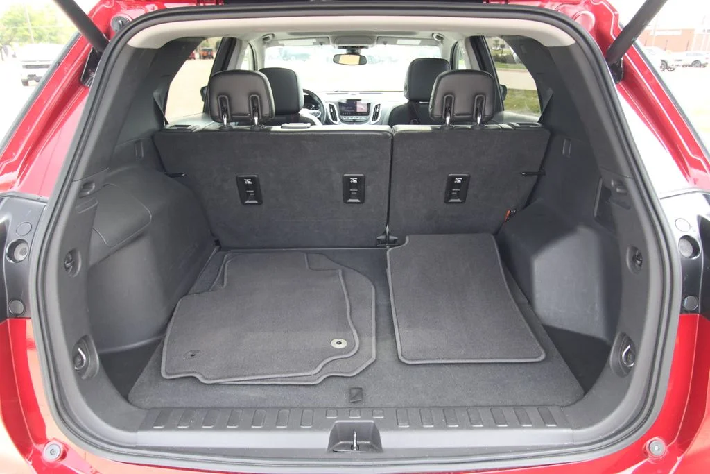 Used 2019 Cajun Red Tintcoat Chevrolet Premier image 15