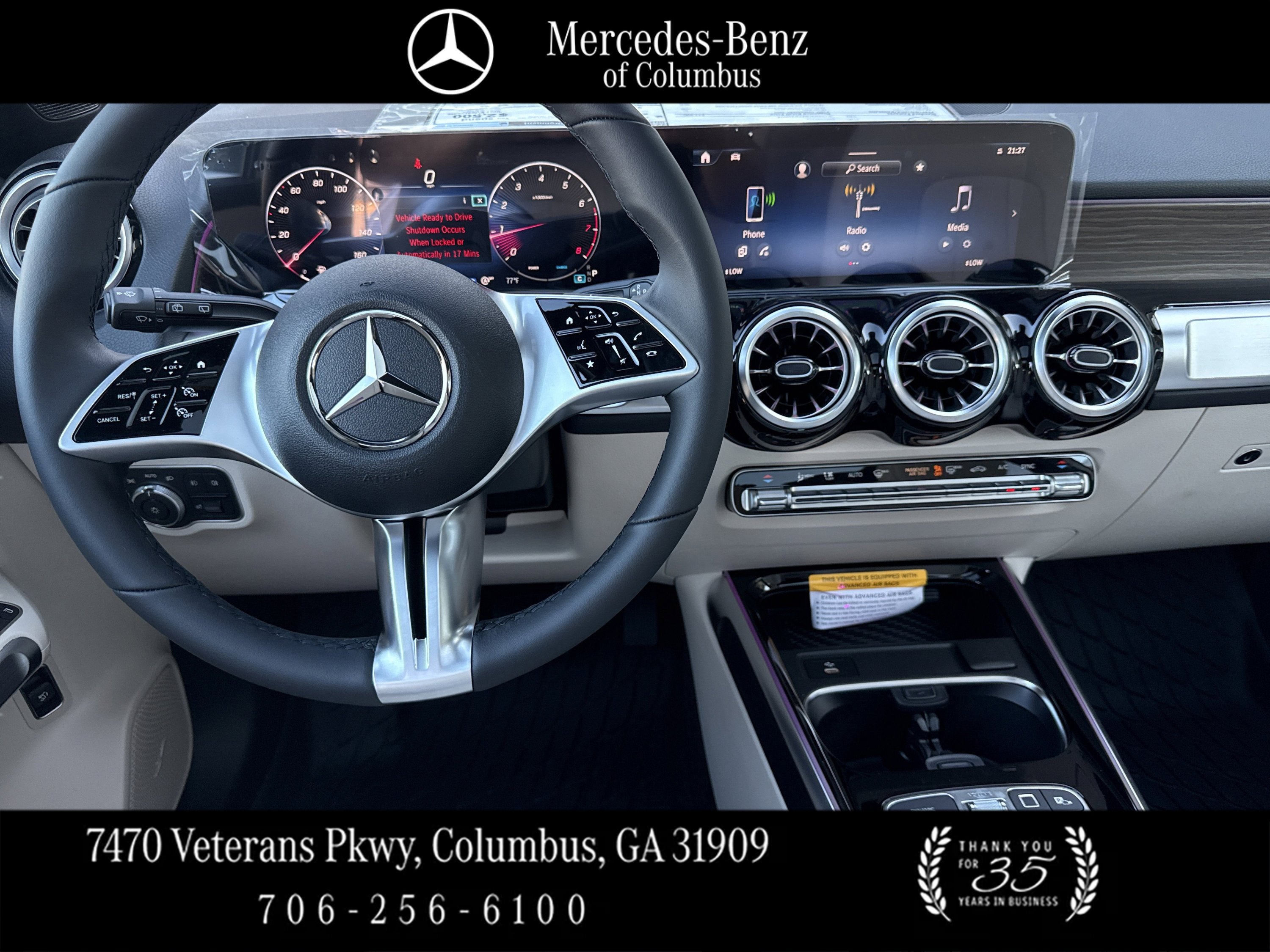 Used 2026 Polar White Mercedes-Benz GLB 250 image 30