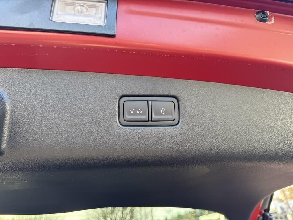 New 2026 Red Genesis 2.5T SELECT image 16