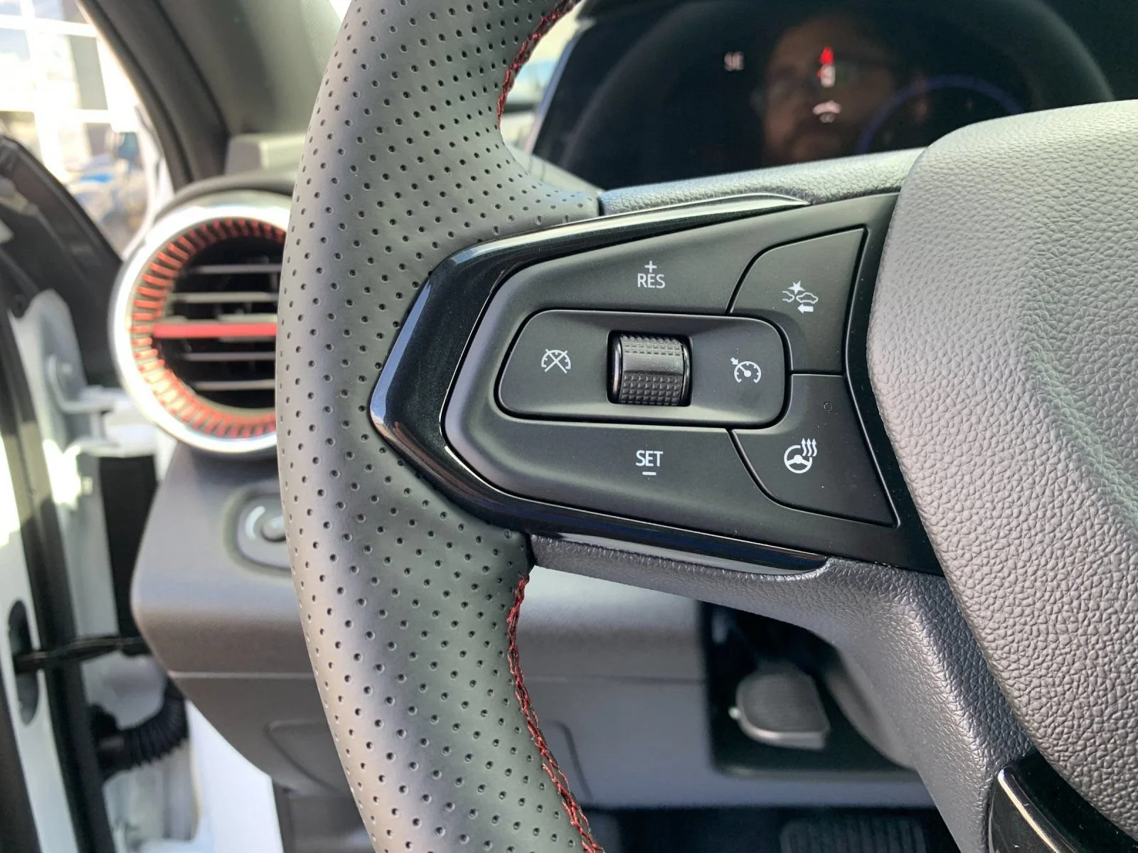 2026 Chevrolet Trax RS - Photo 26