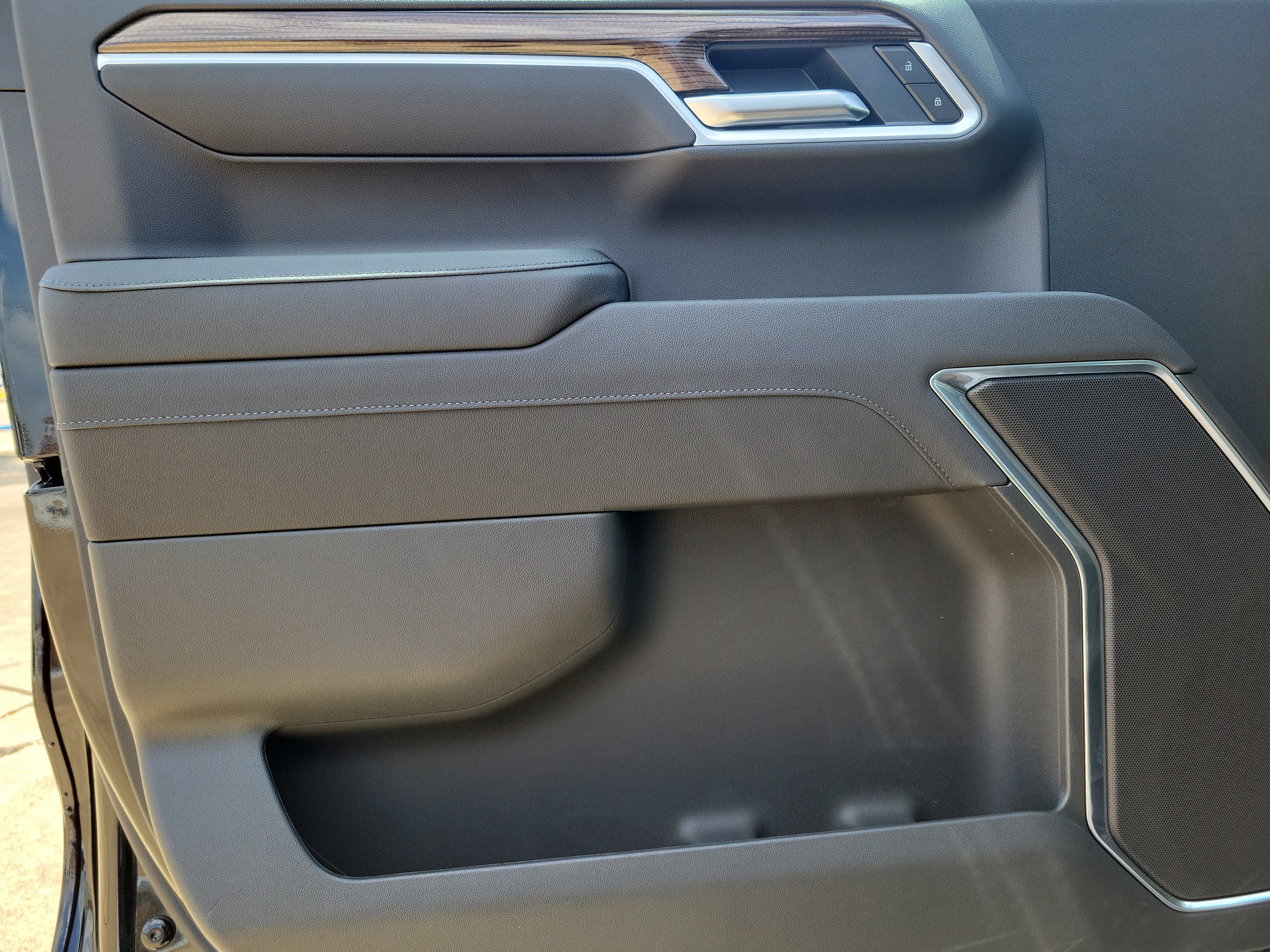 2026 Chevrolet Silverado 1500 LT - Photo 16