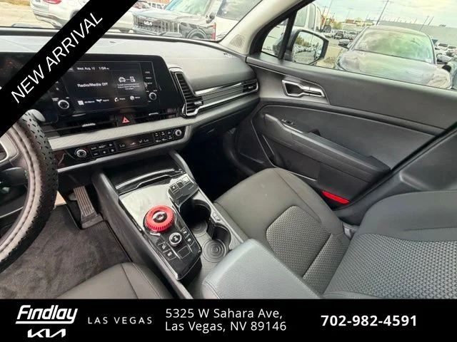 Certified Used 2024 Gray Kia LX image 12