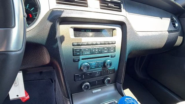 2013 Ford Mustang GT - Photo 22