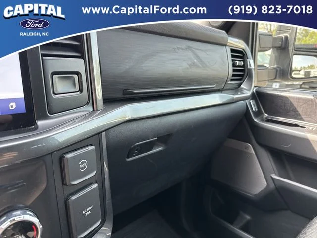 Used 2023 White Ford XLT image 29