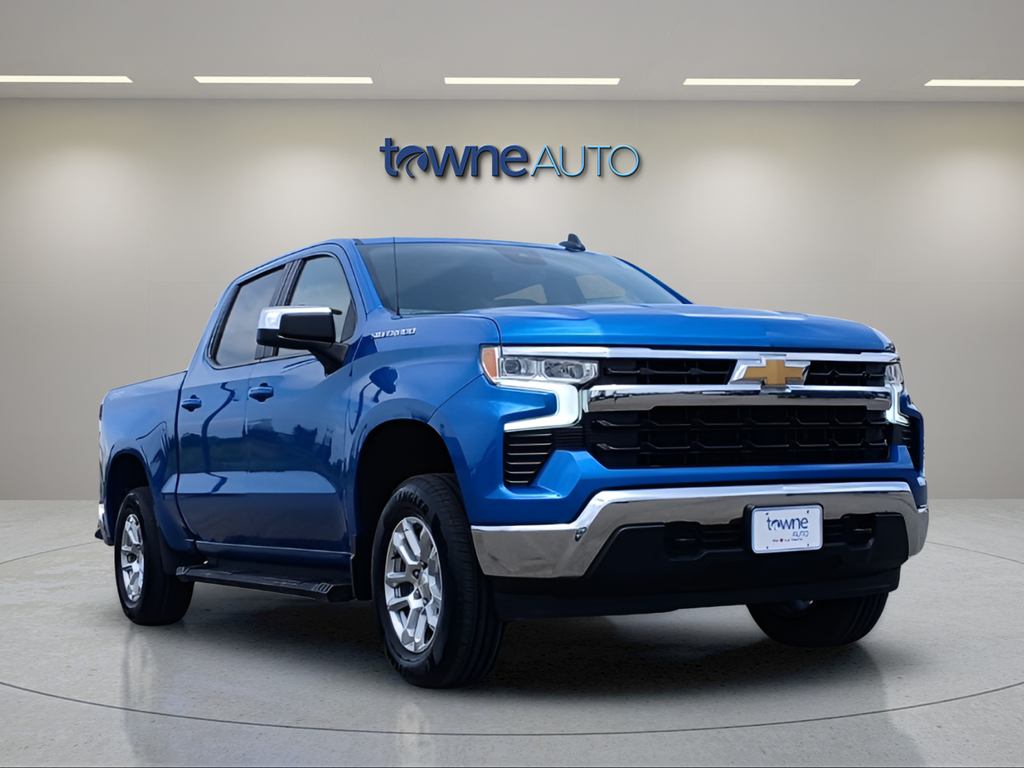 Used 2022 Blue Chevrolet LT image 5