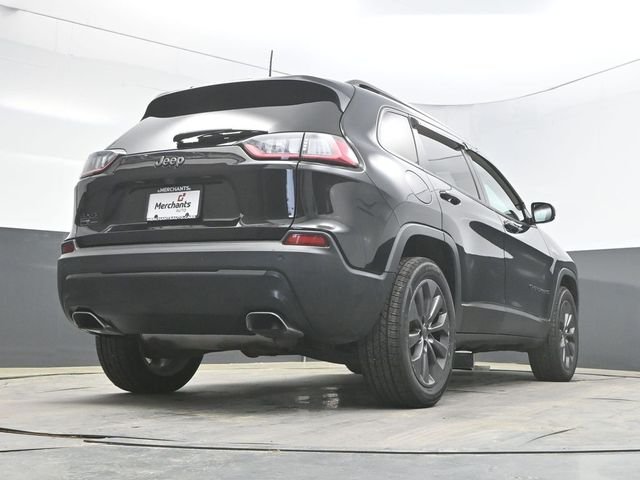 Used 2021 Black Jeep Latitude Lux image 30