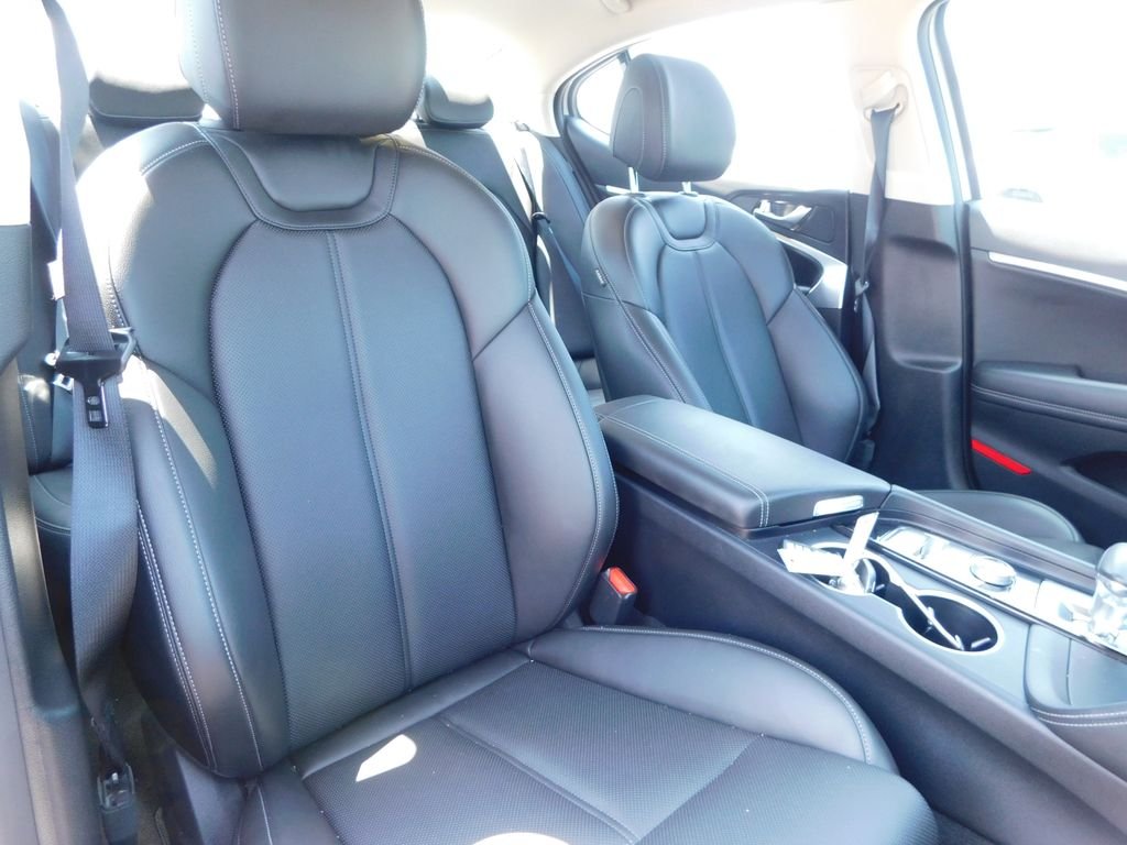 Used 2025 Gray Genesis 2.5T image 19