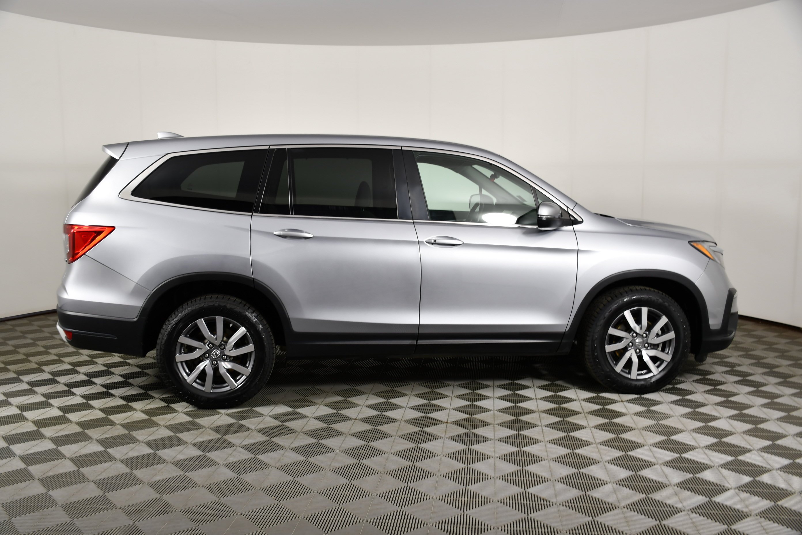 Used 2020 Lunar Silver Metallic Honda EX-L image 5