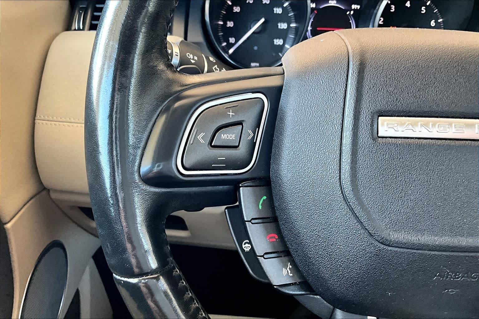 Used 2018 Fuji White Land Rover SE image 23