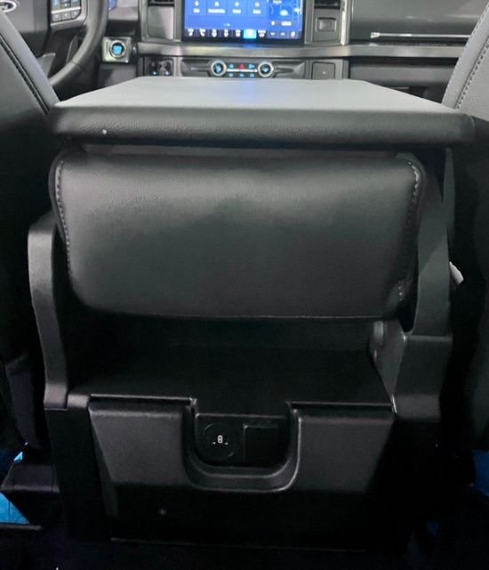 Used 2025 Blue Ford Lariat image 31