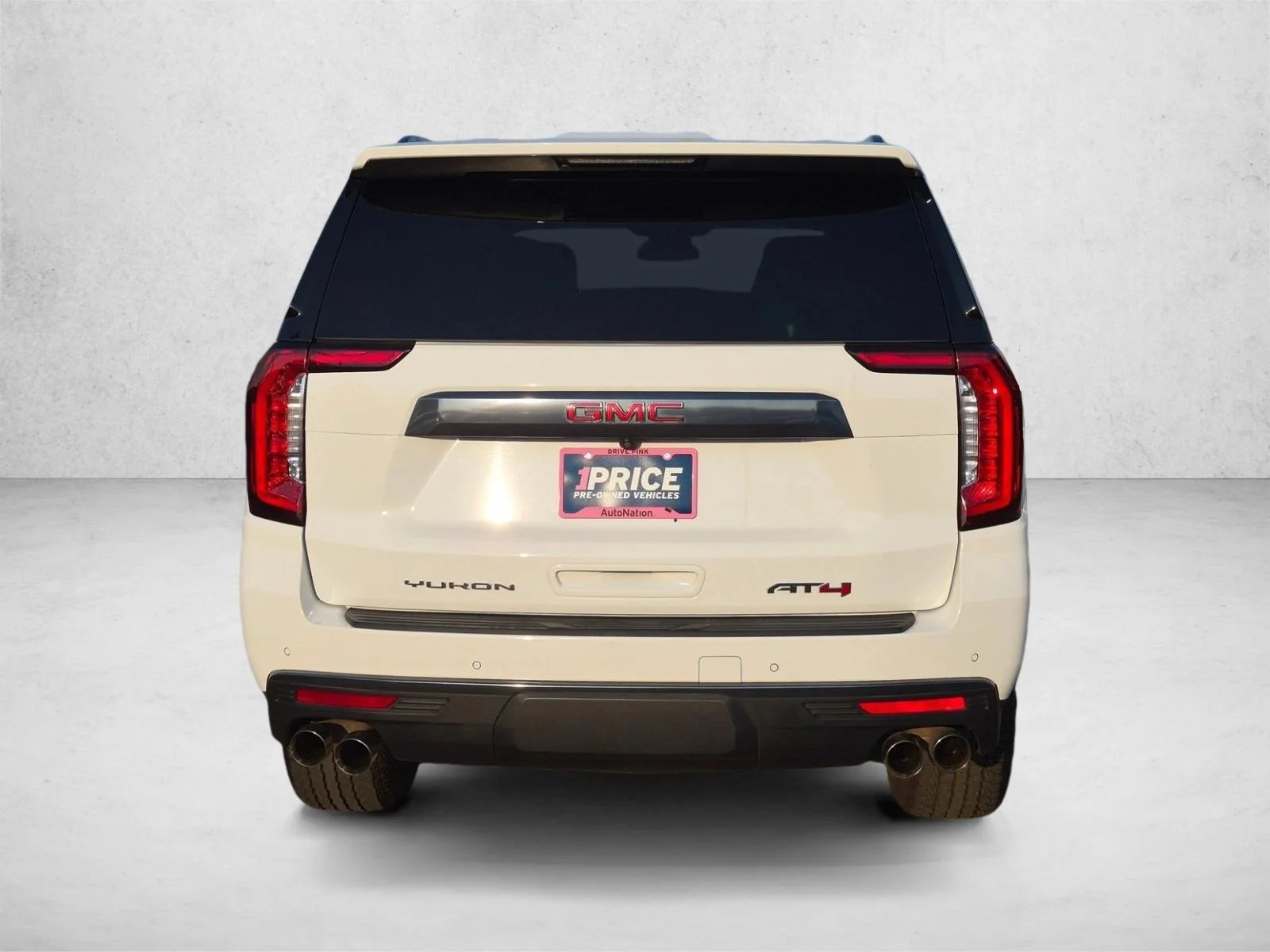 Used 2023 Summit White GMC AT4 image 7