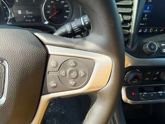 Used 2023 Sterling Metallic GMC SLT image 21