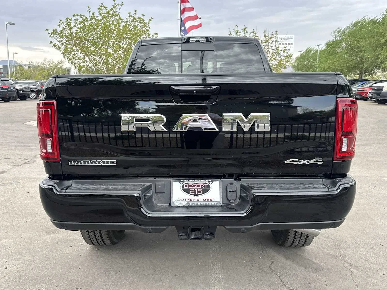 New 2026 Diamond Black Crystal Pearl-Coat Exterior Paint RAM Laramie image 7