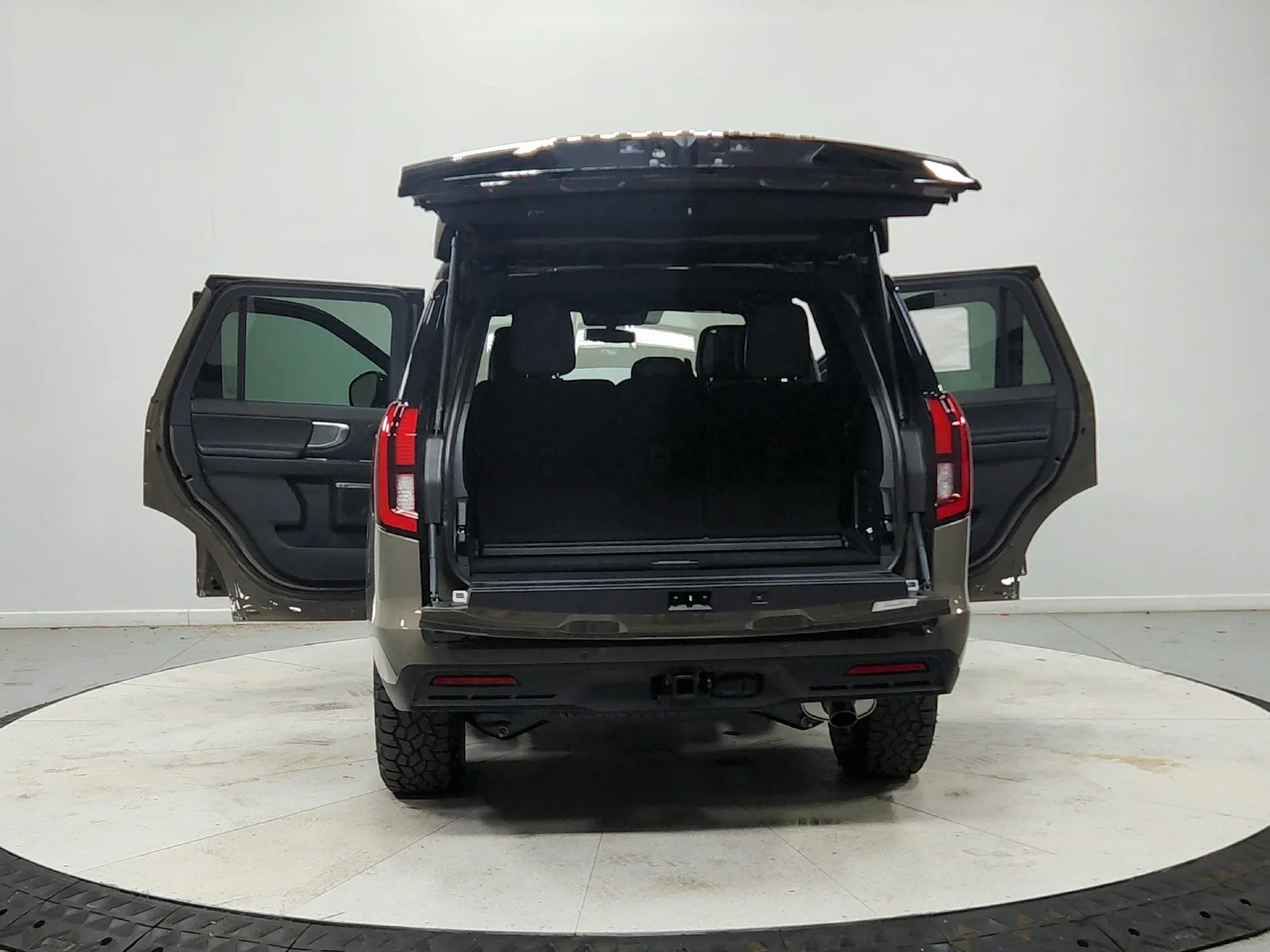 New 2027 Gray Ford Tremor image 15