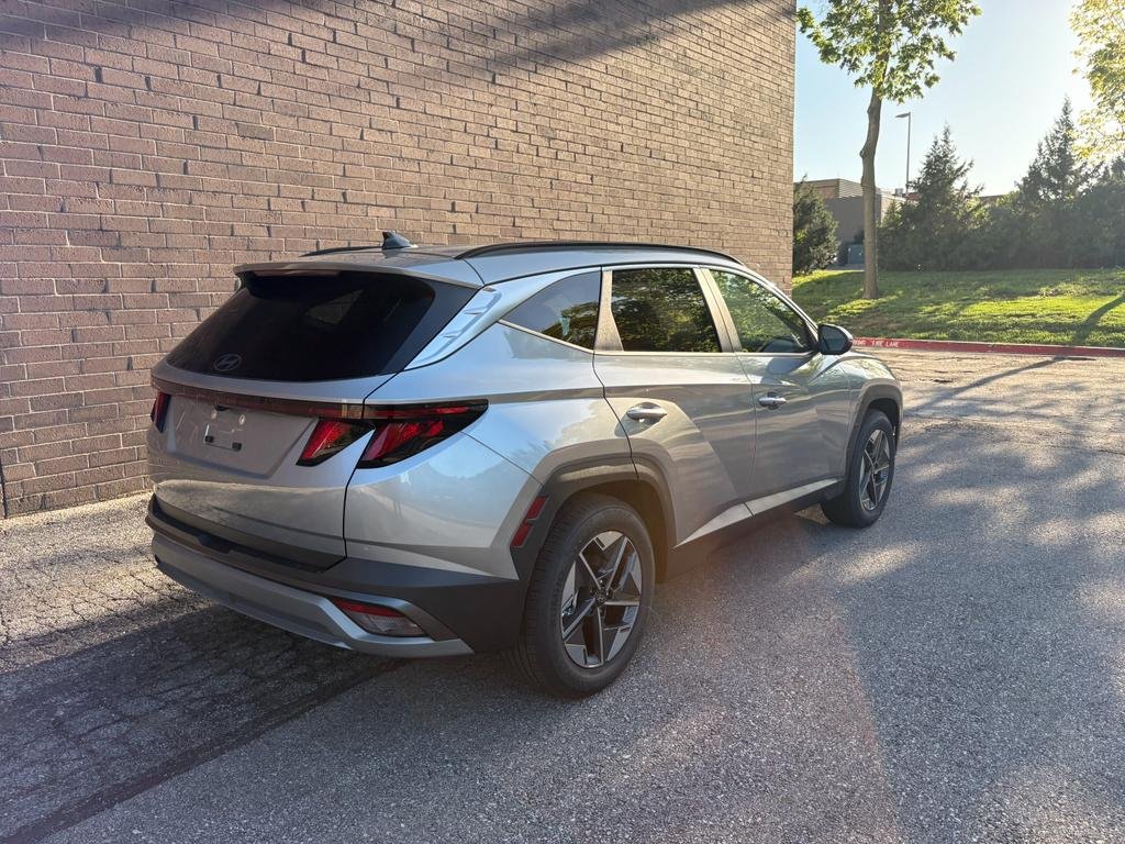 New 2026 Shimmering Silver Hyundai SEL FWD image 5