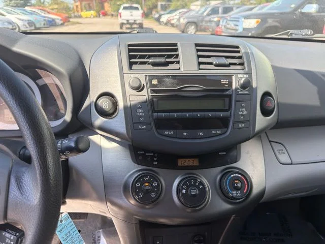 Used 2010 Silver Toyota Base image 12