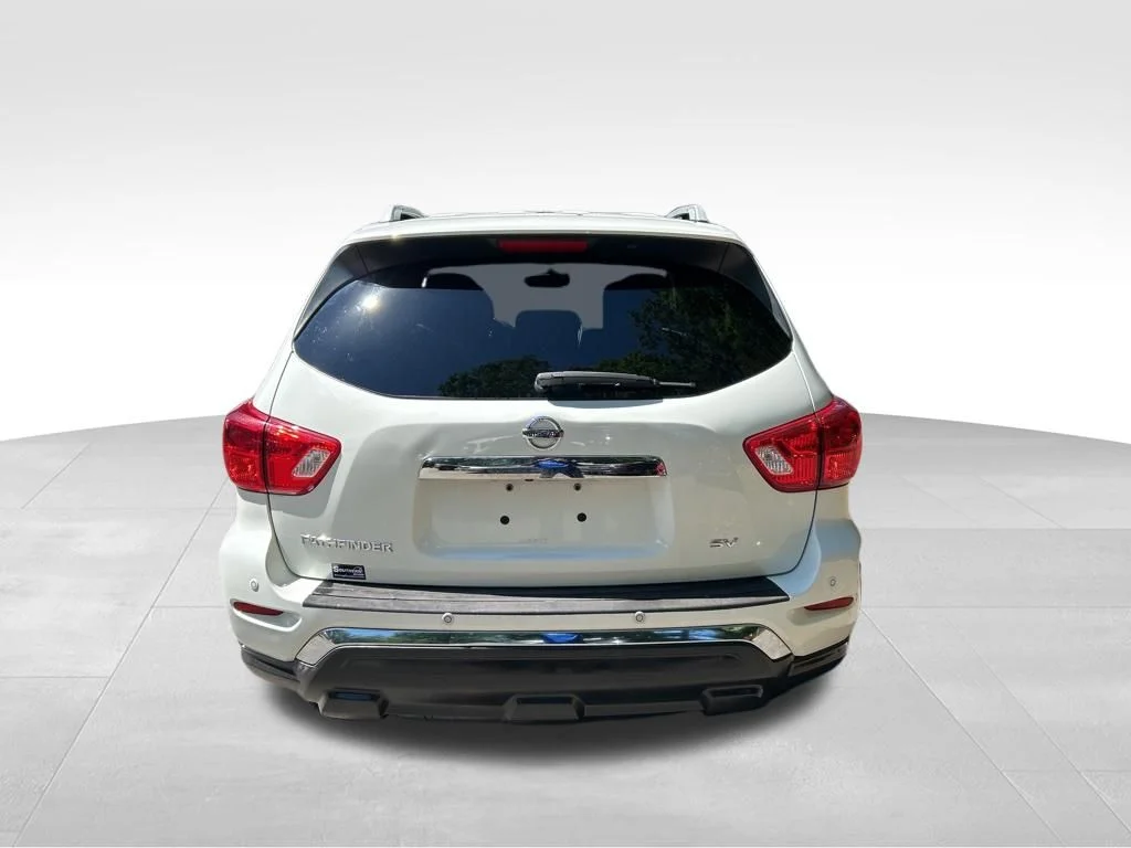 Used 2017 White Nissan SV image 4