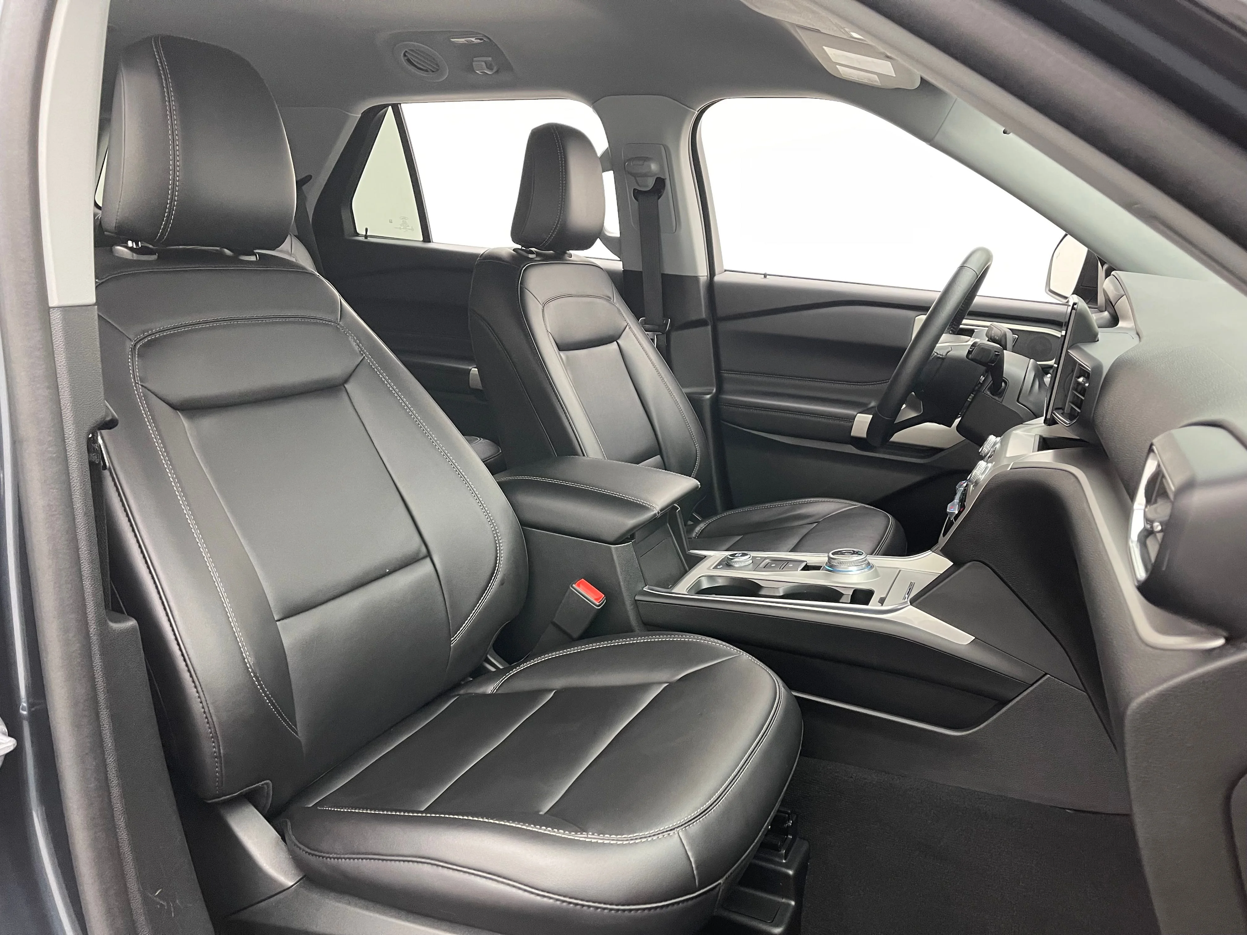 Used 2023 Stone Blue Metallic Ford XLT image 31