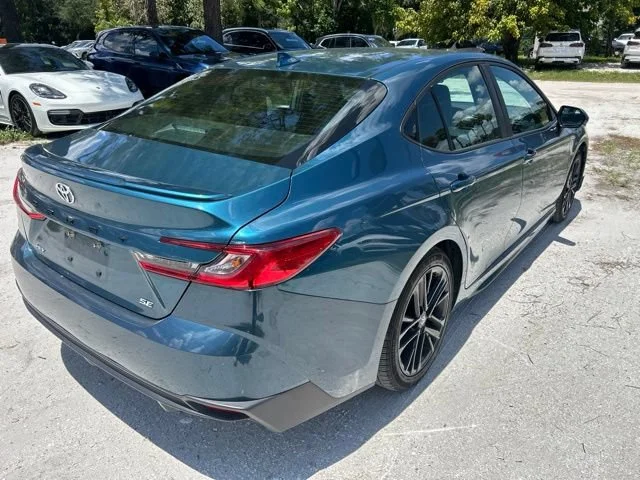 Used 2025 Ocean Gem Toyota SE image 4