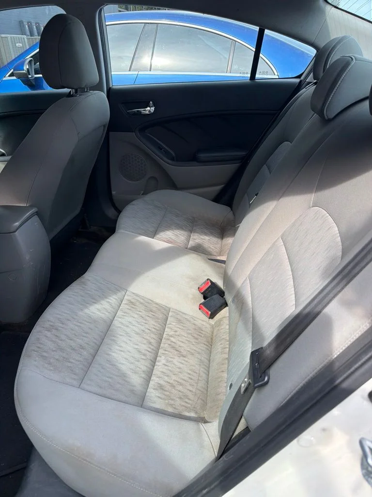 Used 2015 Beige Kia LX image 4