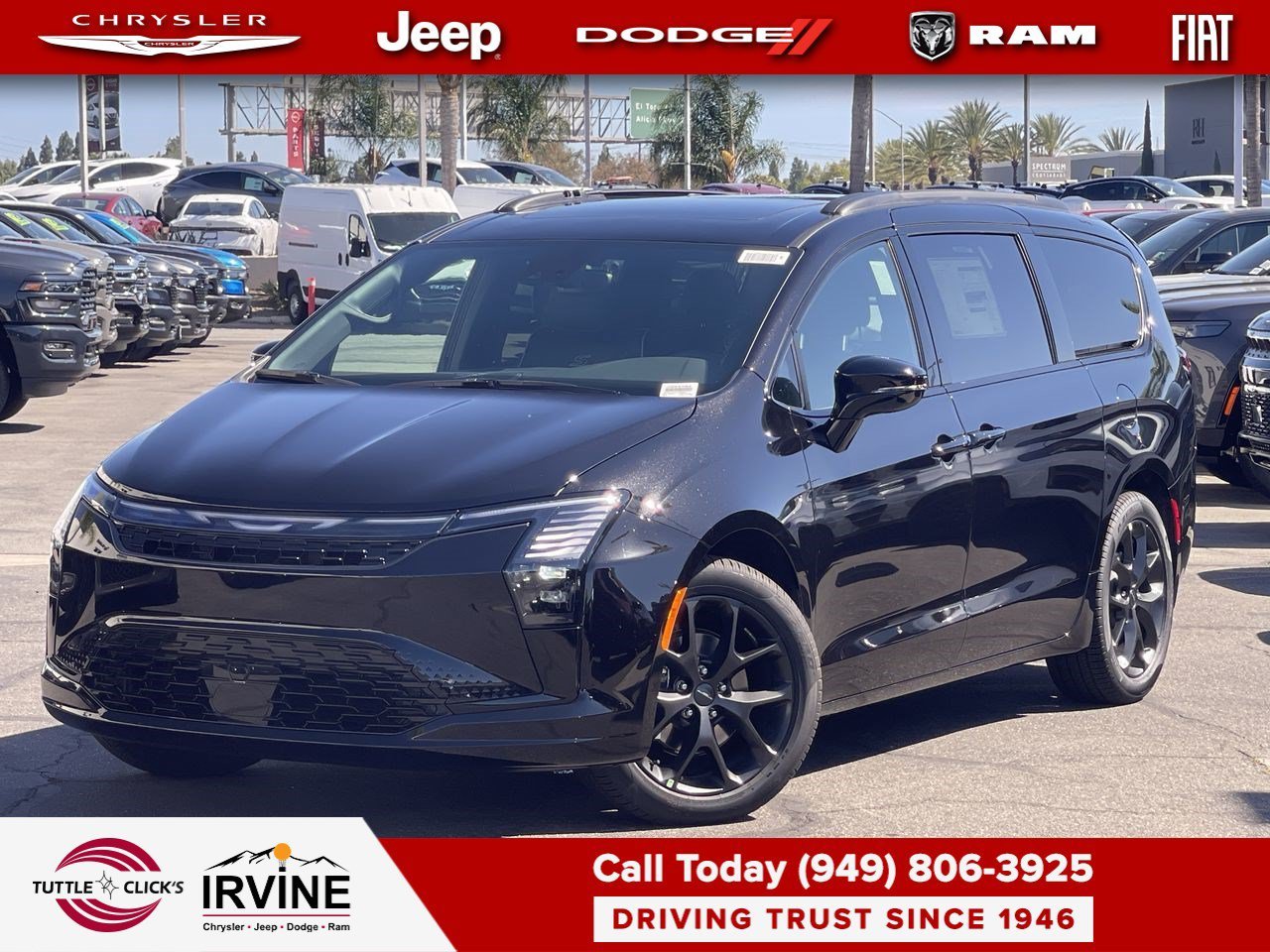 New 2027 Diamond Black Crystal Pearl-Coat Exterior Paint Chrysler Limited image 1
