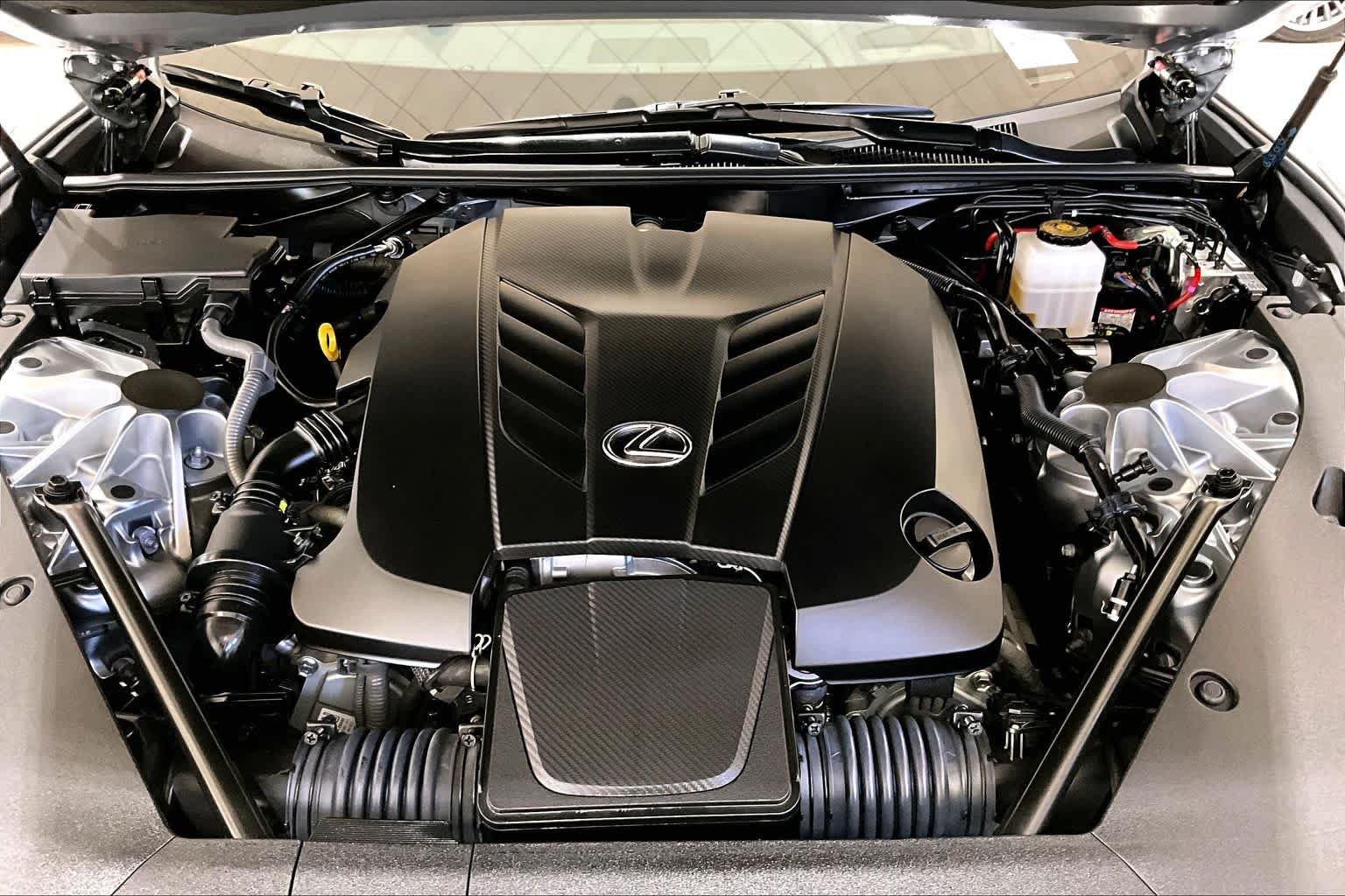 Certified Used 2022 IRIDIUM Lexus  image 30