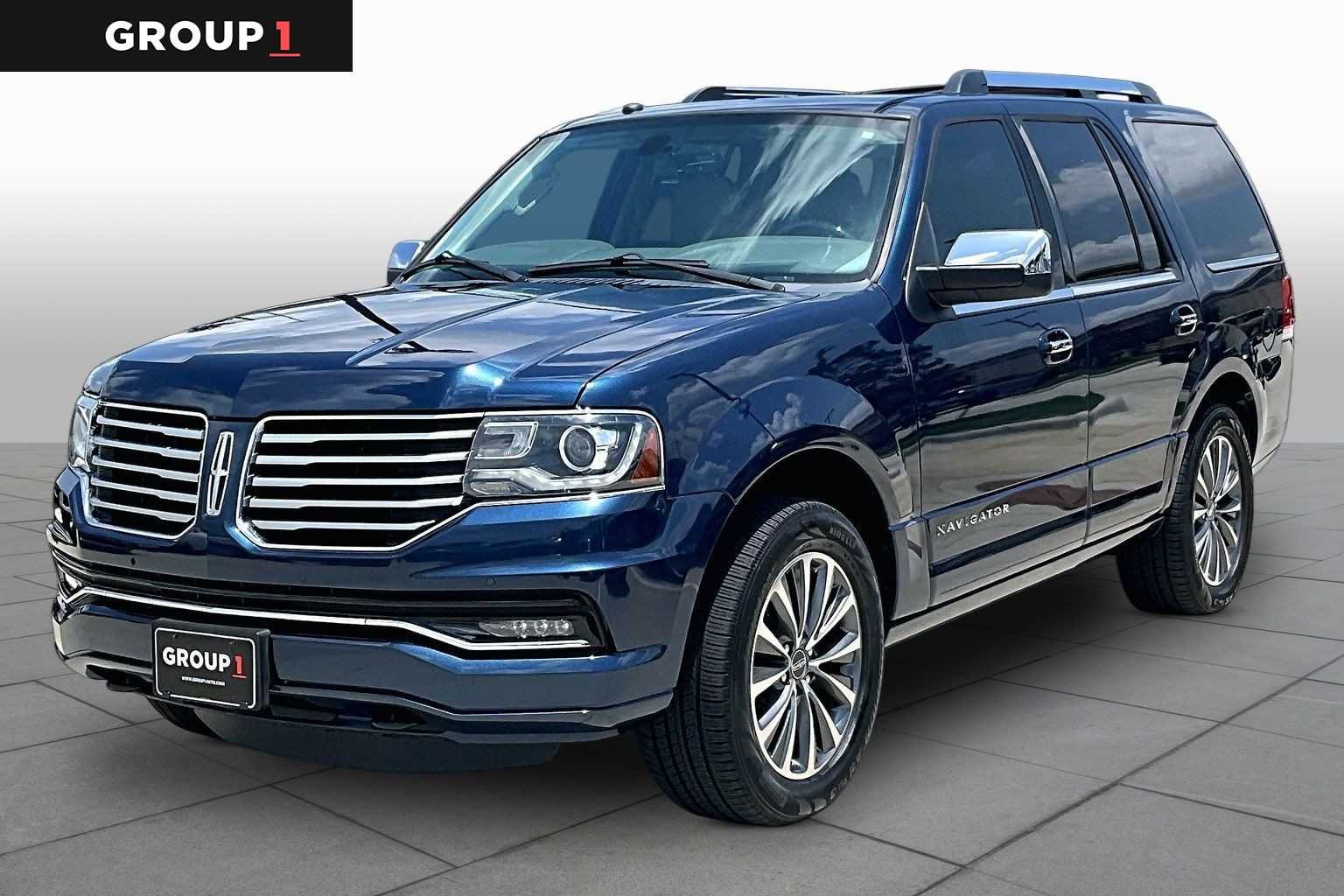 Pre-Owned 2017 Lincoln Navigator Select