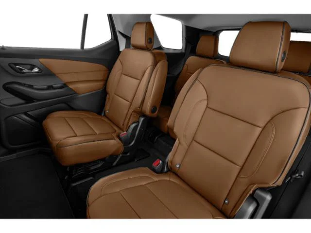 Used 2018 Iridescent Pearl Tricoat Chevrolet High Country image 17
