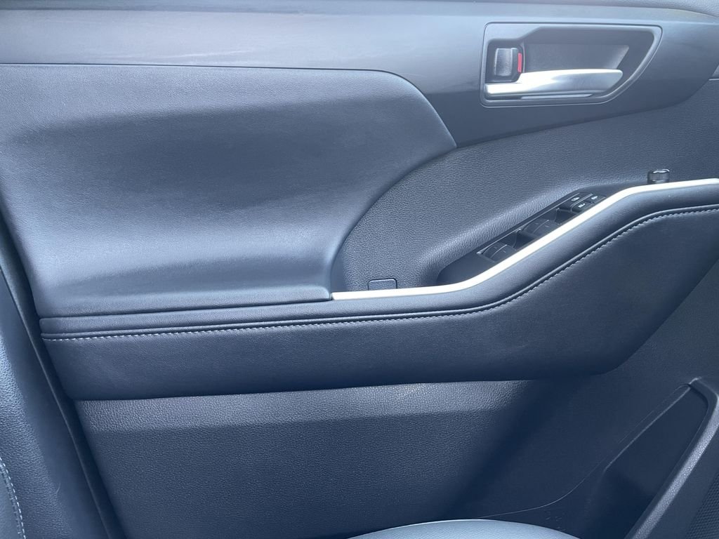 Used 2025 Silver Toyota XSE image 13